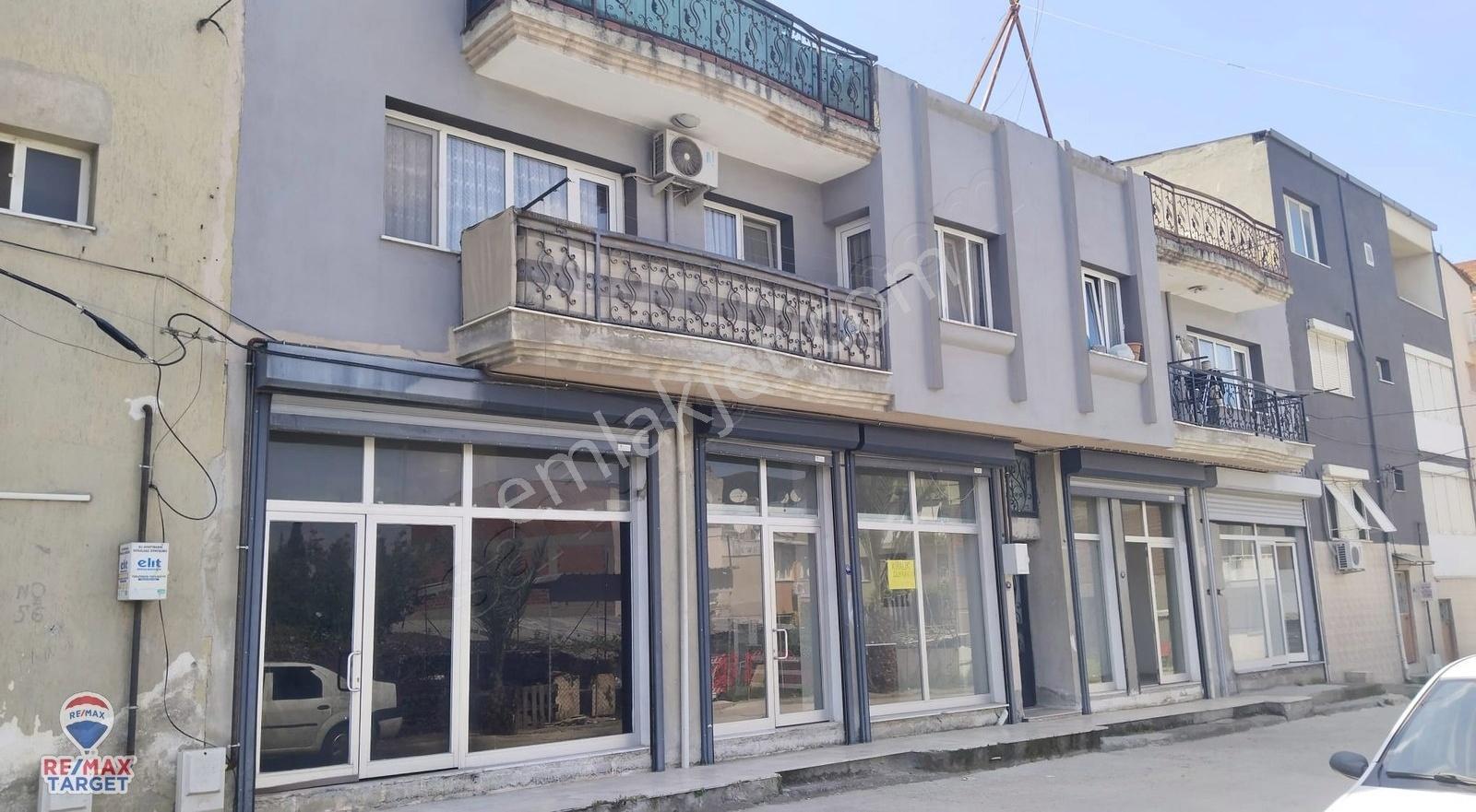 Bornova Meriç Mahallesi’nde Geniş İşyeri Ve Ferah Ofis Fırsatı!