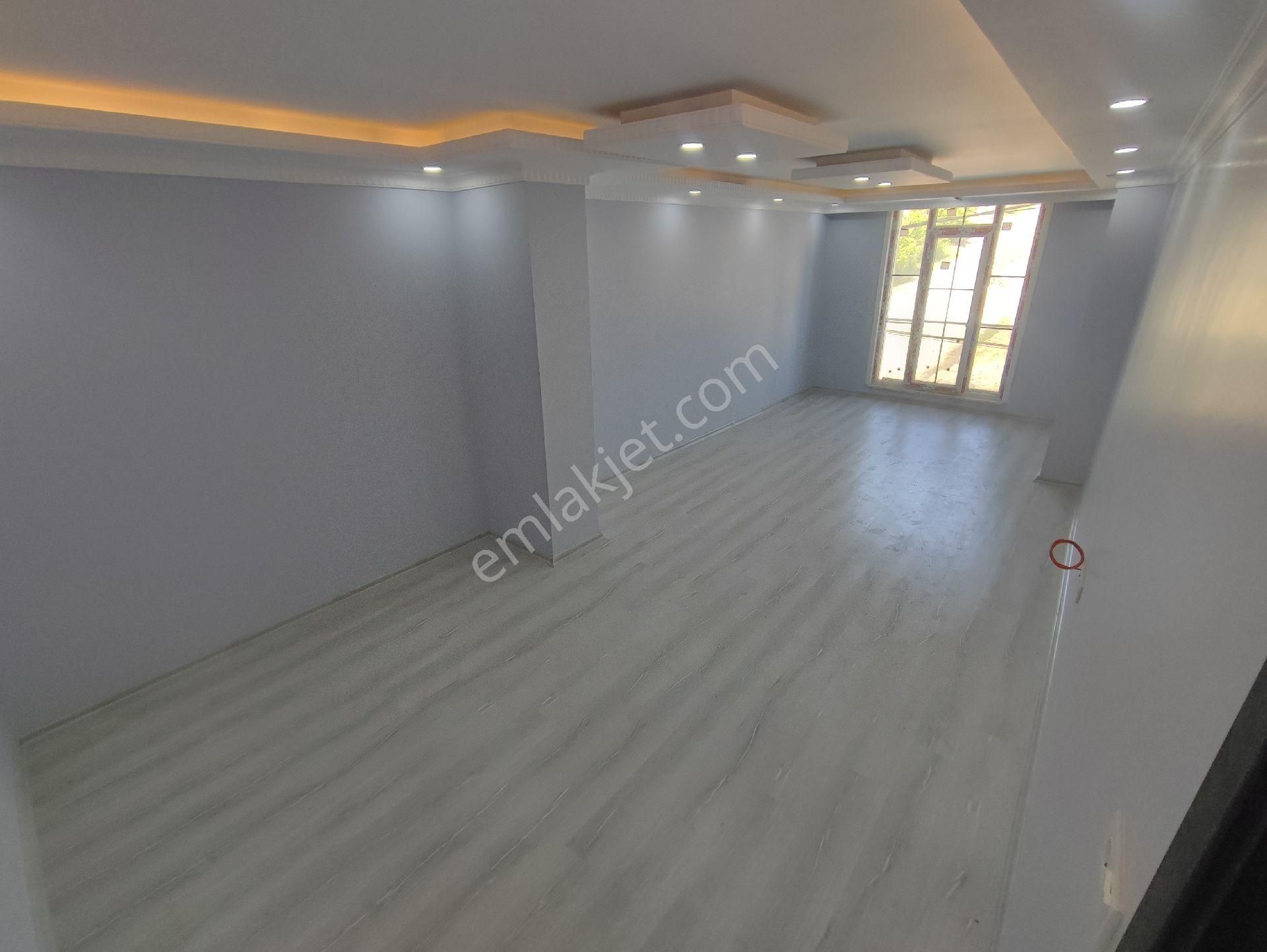 Belediye Kaymakamlik Karşısı 115 Metre Geniş Ferah 2+1 Arakat