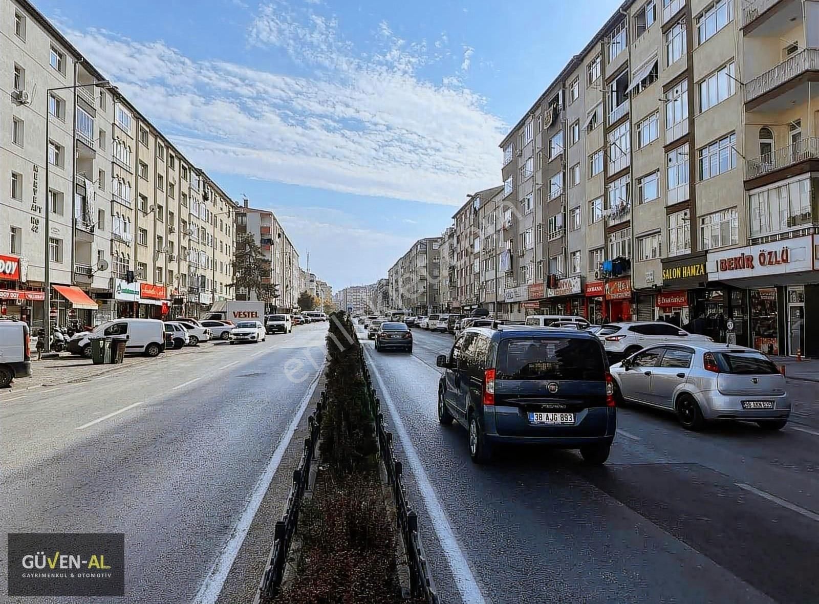 Fuzuli Ana Cadde Üzeri 3+1 Kiralık Daire