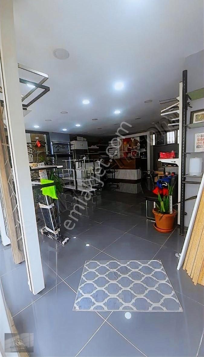 Sulyapıdan Barbarosta Fırsat İskanlı 150 M2 Satılık Dükkan