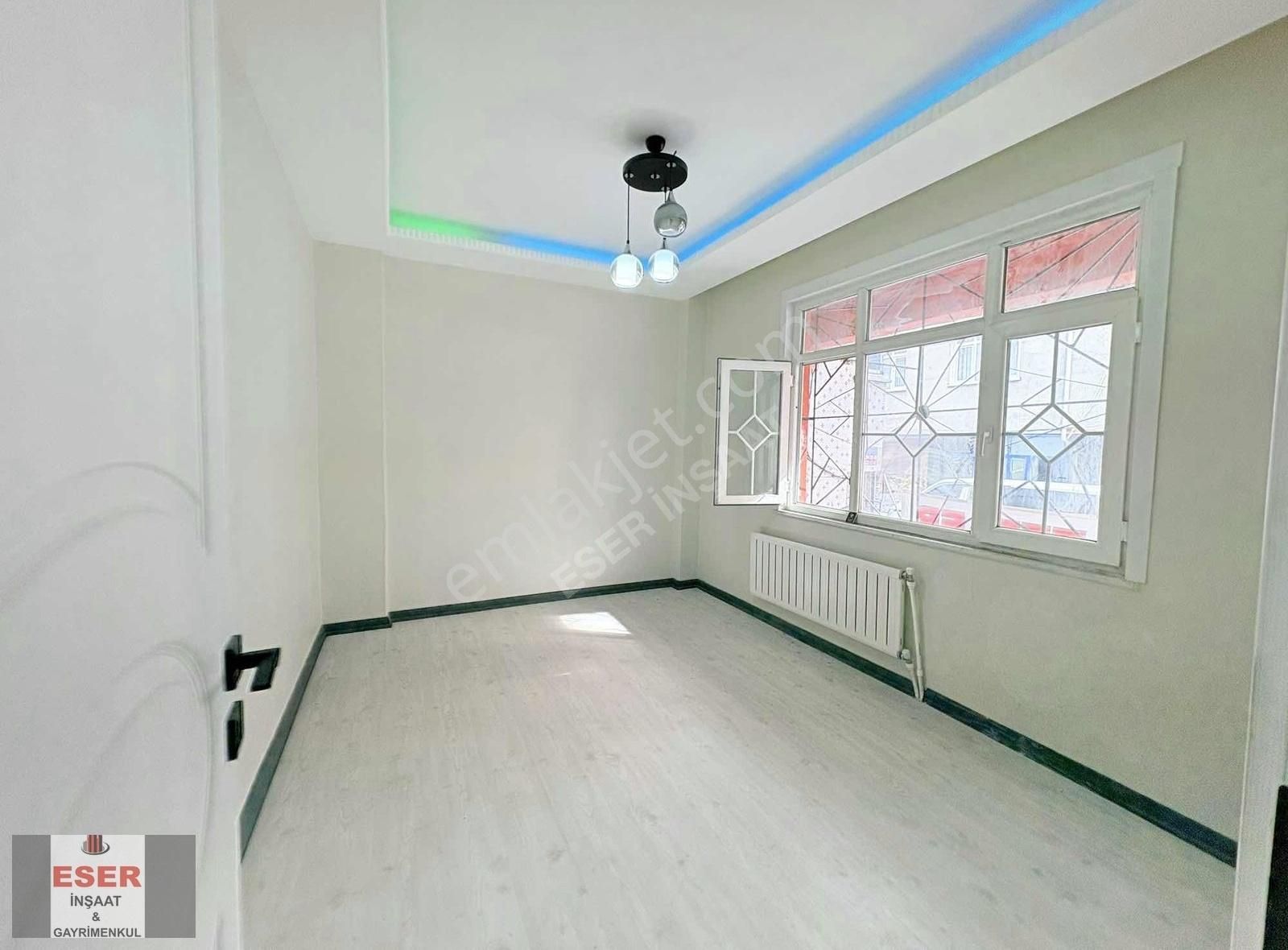 50 Yıl Mah Balkonlu Krediye Uygun 2+1 80m Yüksek Giriş Daire