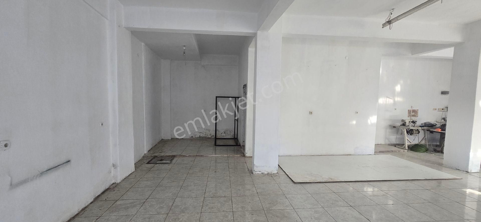 Buca Fırat Mah_de Kiralık Depo