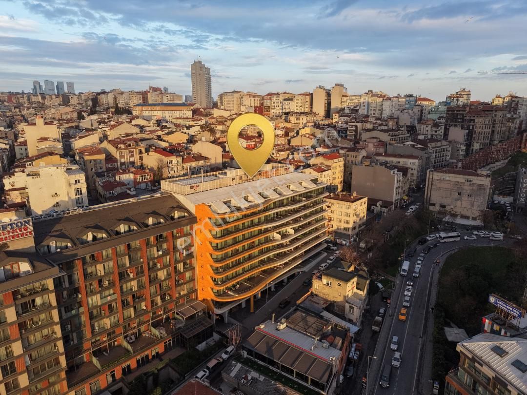 Taksim Petek Residence'da 2+1 Eşyalı Satılık Daire
