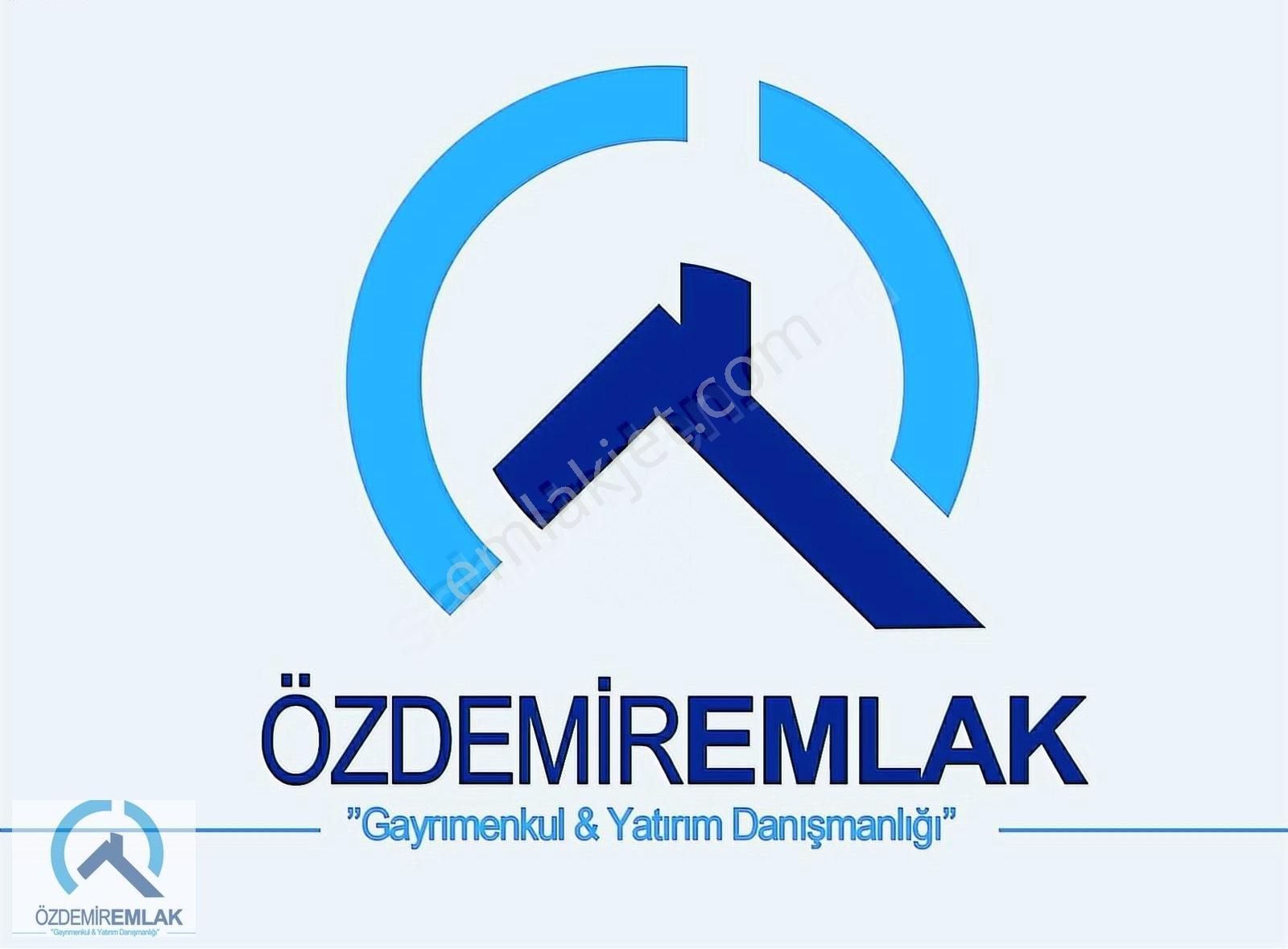 Bilecik Yenipazar Olucak Köyünde Tarla