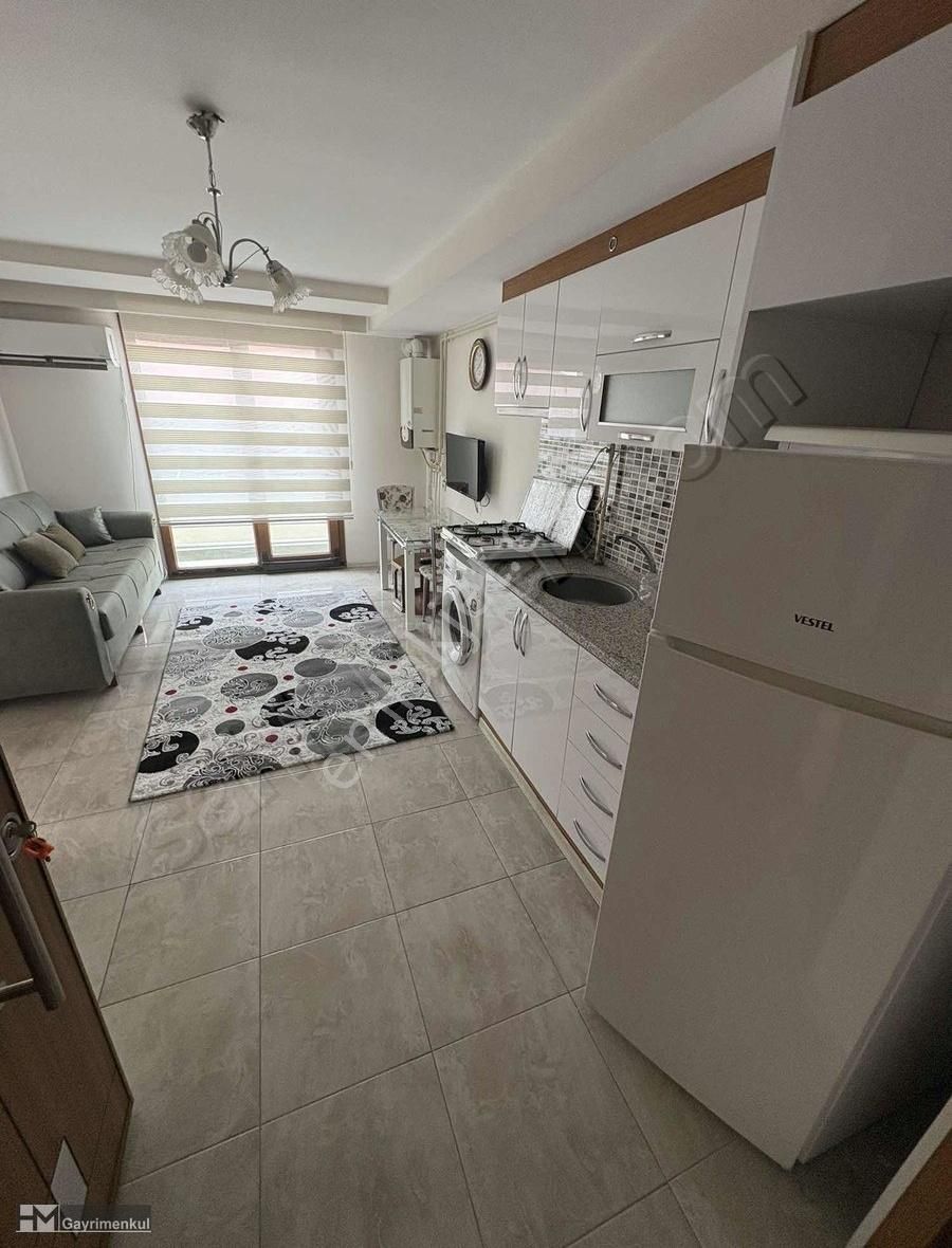 Hm Gayrimenkul'den Ulus Caddesinde Kiralık 1+1 Eşyalı Daire