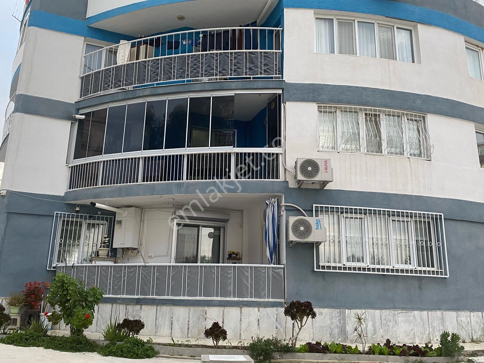Ayrancılar İnönü Mahallesi’nde Yağmur Emlk’tan 3 + 1 Ara Kat Ön Cephe Doğalgazlı Satılık Daire