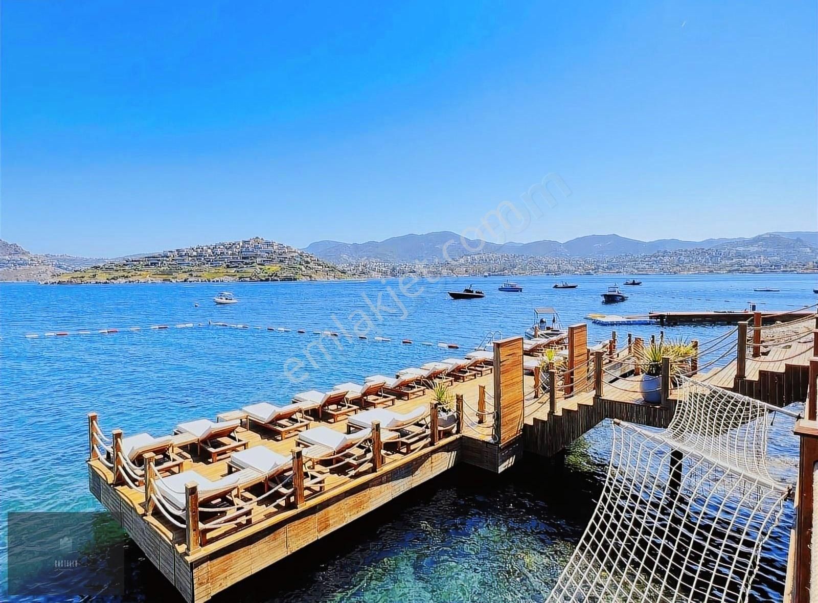 Yalıkavak Tilkicik'te Denize Sıfır Kiralık Ultra Lüks Villa - Görsel 28