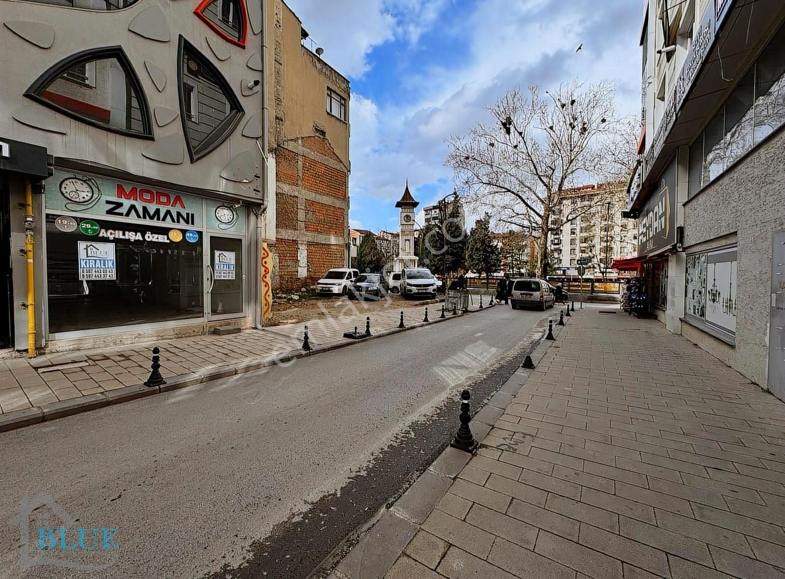 Blue Emlak'tan Merkezde Kiralık Dükkan