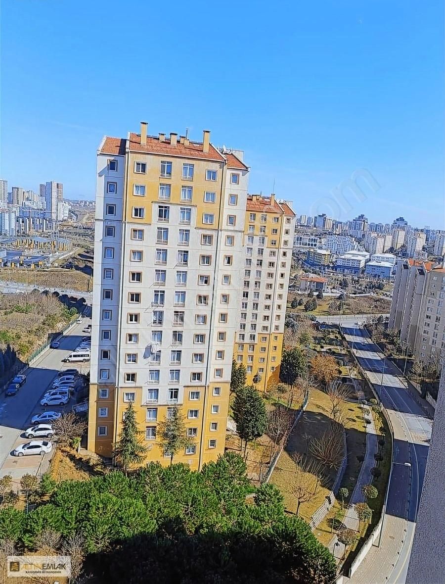 Kayaşehir 10.bölge 118m2 Tadilatlı 3+1 Satılık Daire