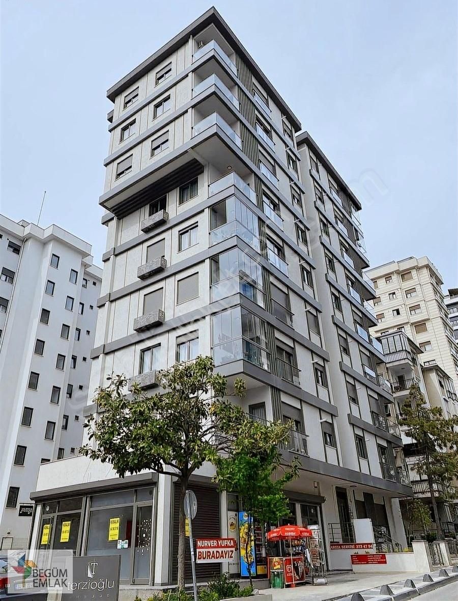 Begümden Şenesenevlerde Sıfır 2+1 Balkonlu