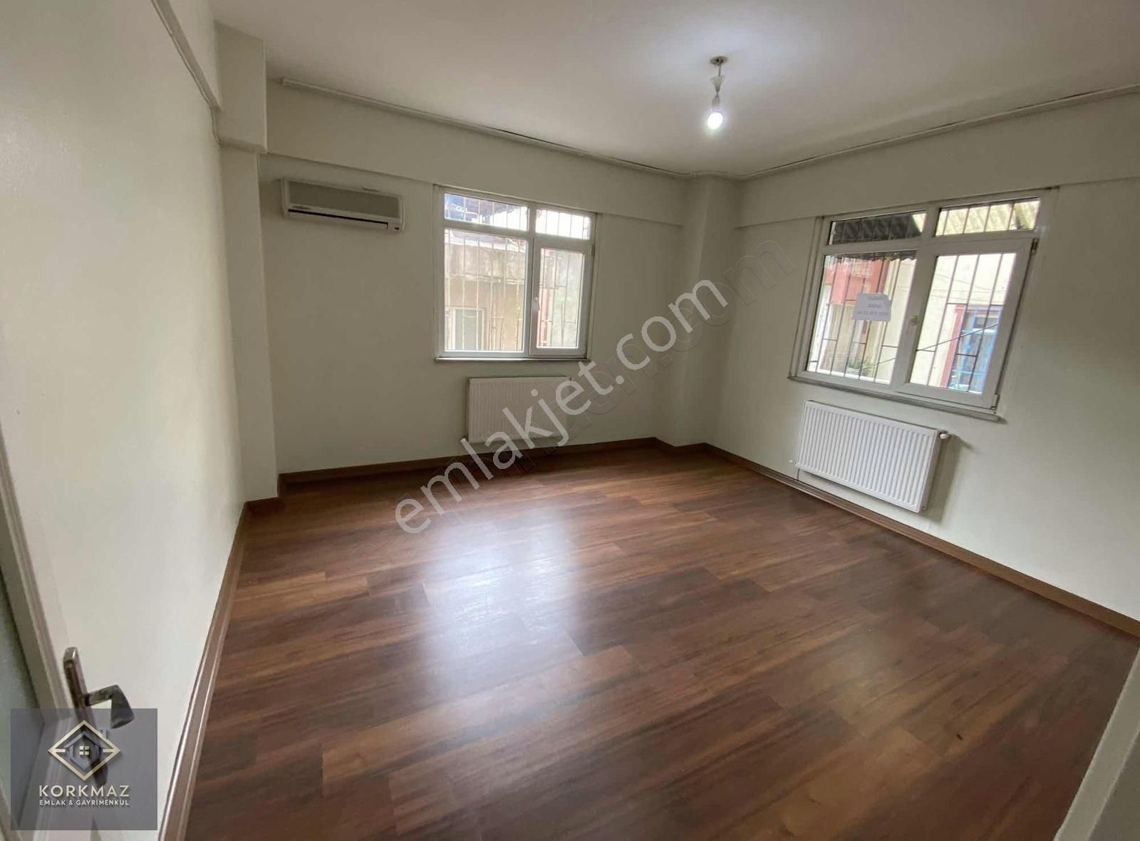 Kağıthane Harmantepe Mah İçi Kople Yenilenmiş 2+1 Daire