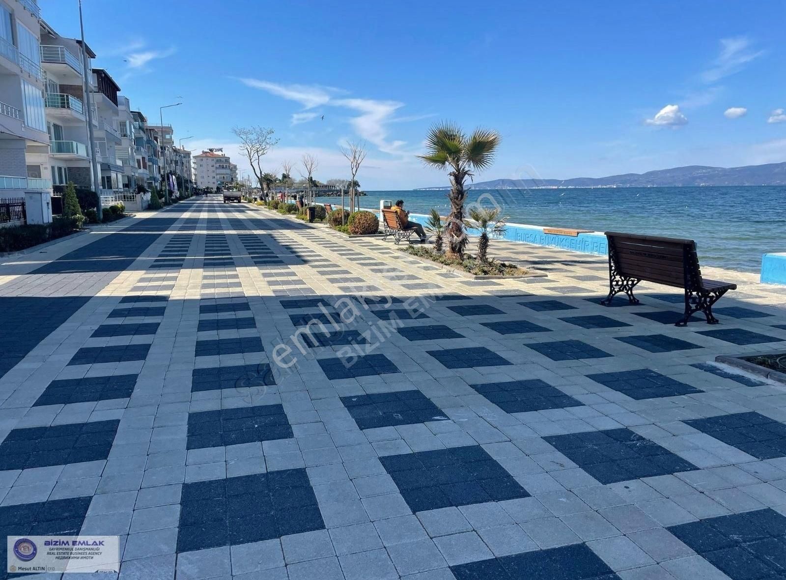 Bursa Mudanya Yalı Mahallesinde Satilik Site İçi 2+1 Daire