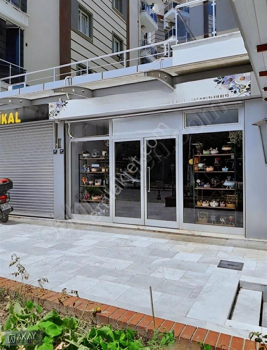 Söke Yenikentte Satılık İşyeri&dükkan