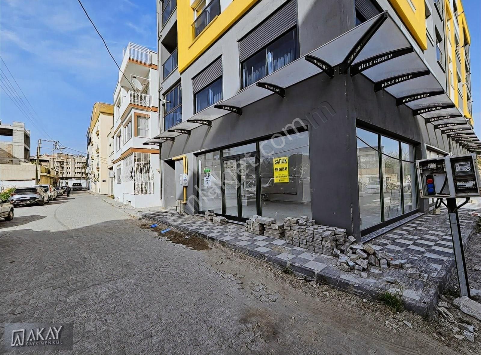Çeltikçi Mahallesinde Satılık 350 M² Dükkan&mağaza