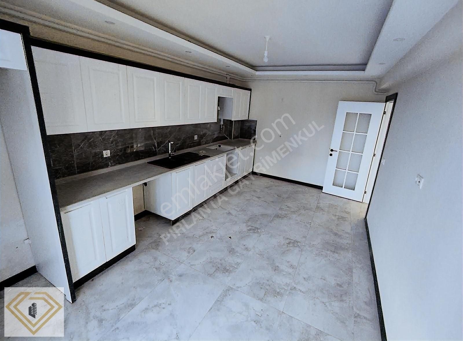 Pırlanta'dan Site İçerisinde Ultra Lüx Sıfır 3+1 160m