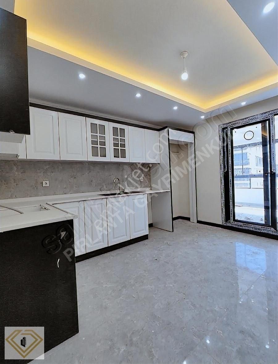 Pırlanta'dan Site İçerisinde Ultra Lüx 2+1 130m