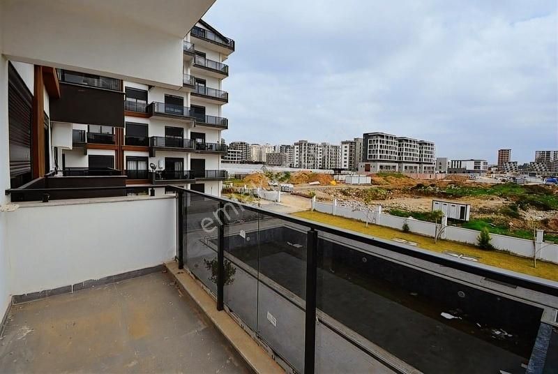 Aksu Altıntaş Mah. Yeni Havuzlu Lüks Sitede Satılık 1+1 Daire - Görsel 25