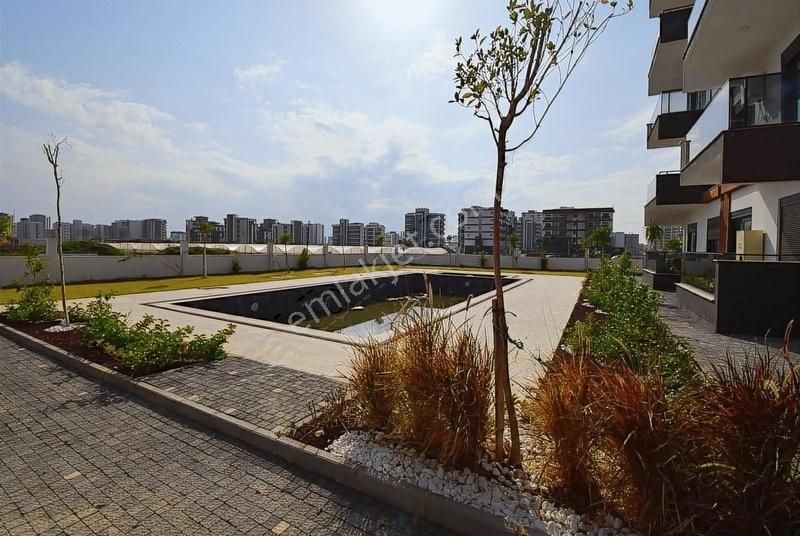 Aksu Altıntaş Mah. Yeni Havuzlu Lüks Sitede Satılık 1+1 Daire - Görsel 4