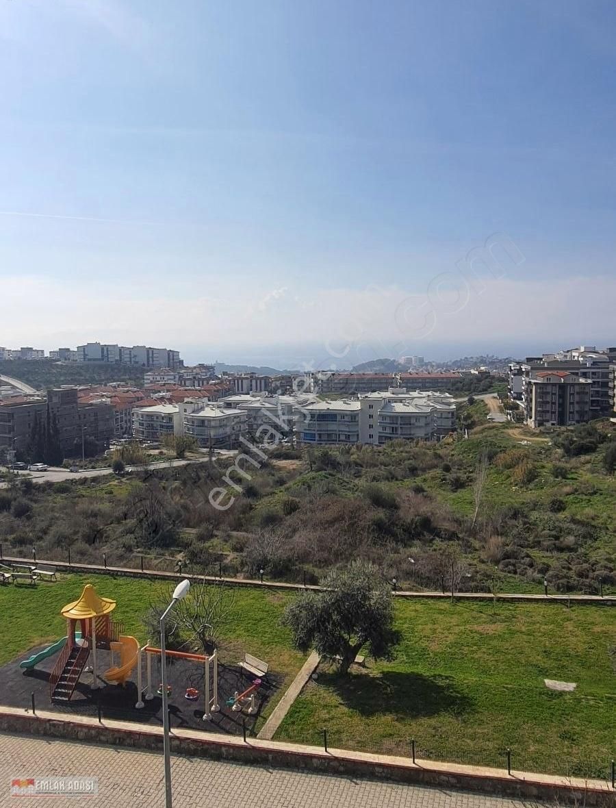 Emlak Adasından Full Deniz Manzaralı Havuzlu 3+1 Kiralık Daire