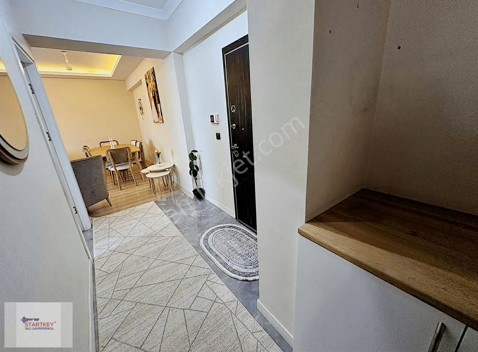 Çiğli'de Site İçinde Satılık 2+1 Daire