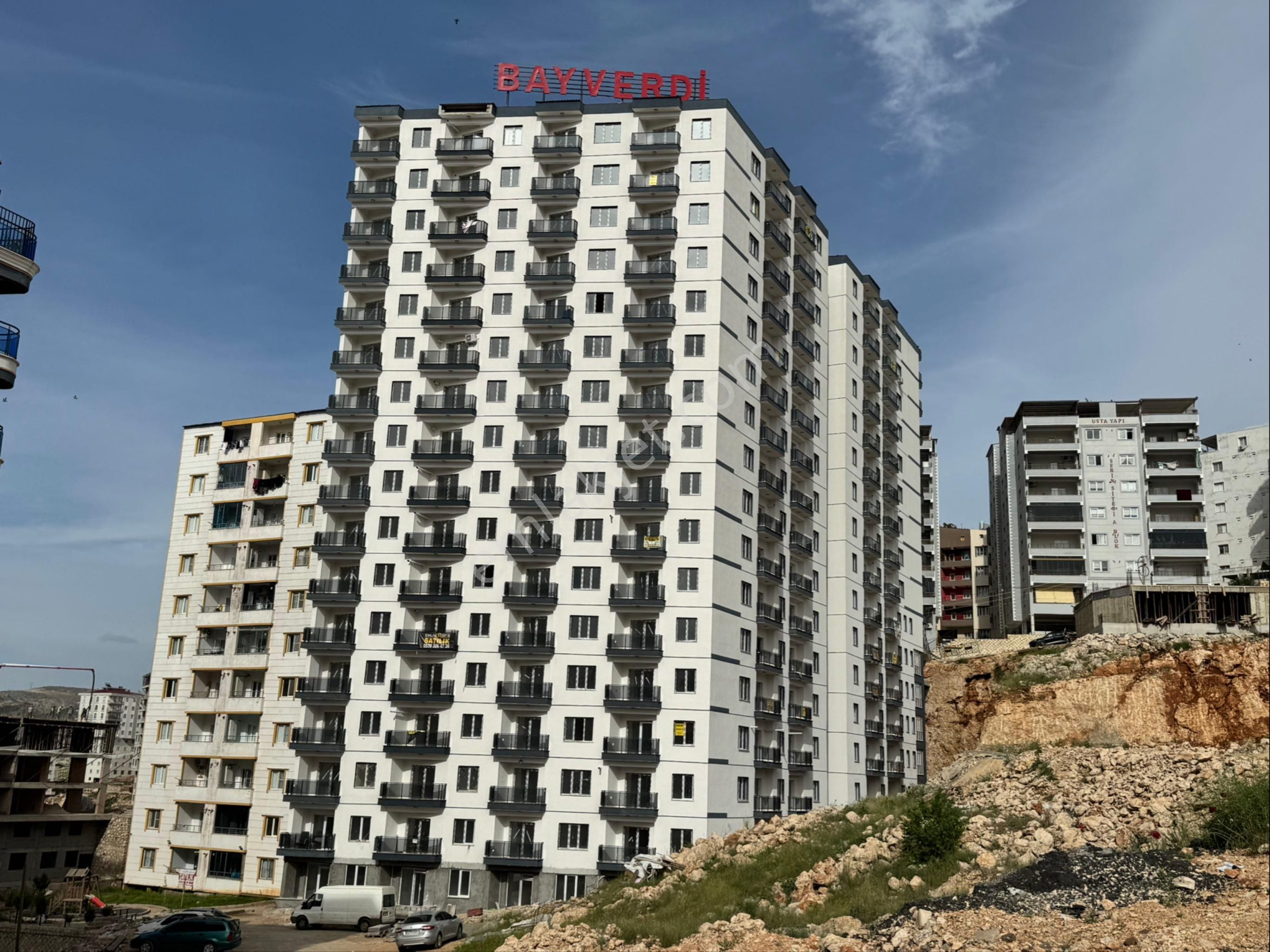 İsbay Emlak'tan Hastanenin Dibinde Satılık 2+1 Lüks Daire