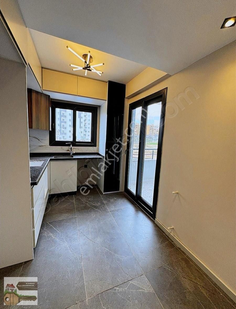 Hulusi Başdan Farkıyla Yeni Binada Kombili Kiralık Daire