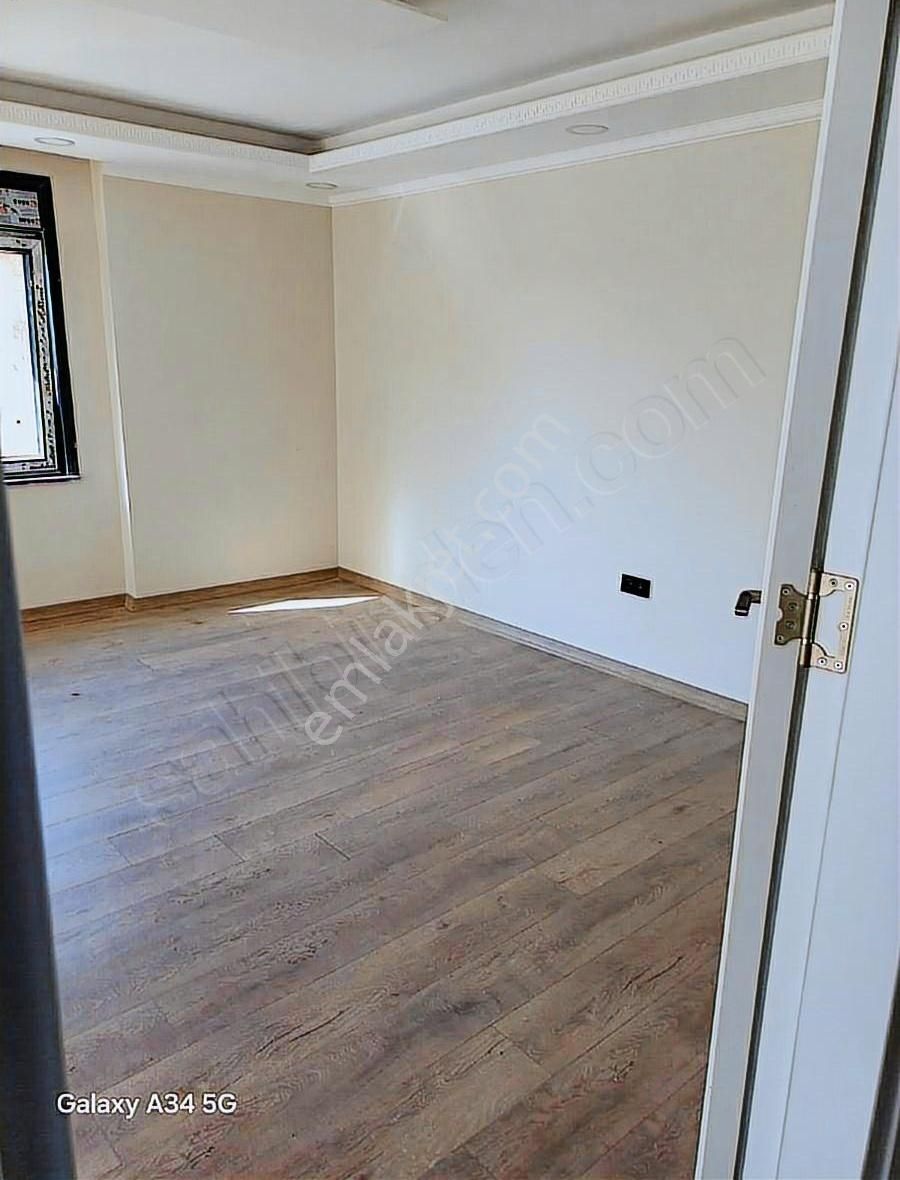 Butik Sitede Kendine İçinde Havuzlu Tuzla Tepeörende 4+1 Villa - Görsel 8