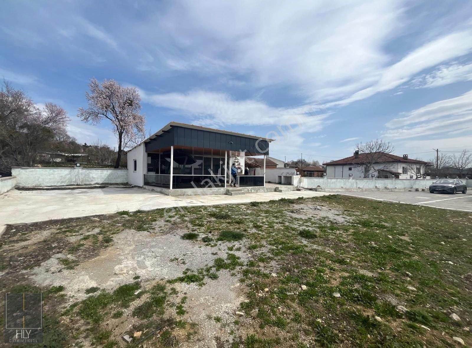 Hly Gayrimenkulden Balya Akbaşta 2dönüm İçerisinde Satılık Villa