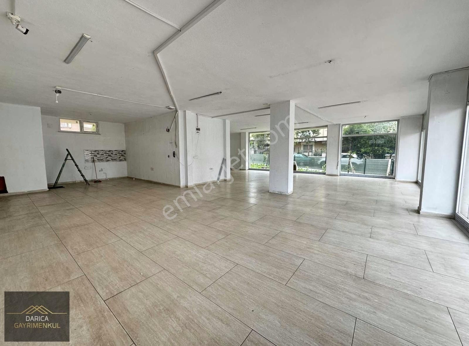 Darıca Gayrimenkulden Kazım Karabekir Mah 140m2 Kiralık Dükkan