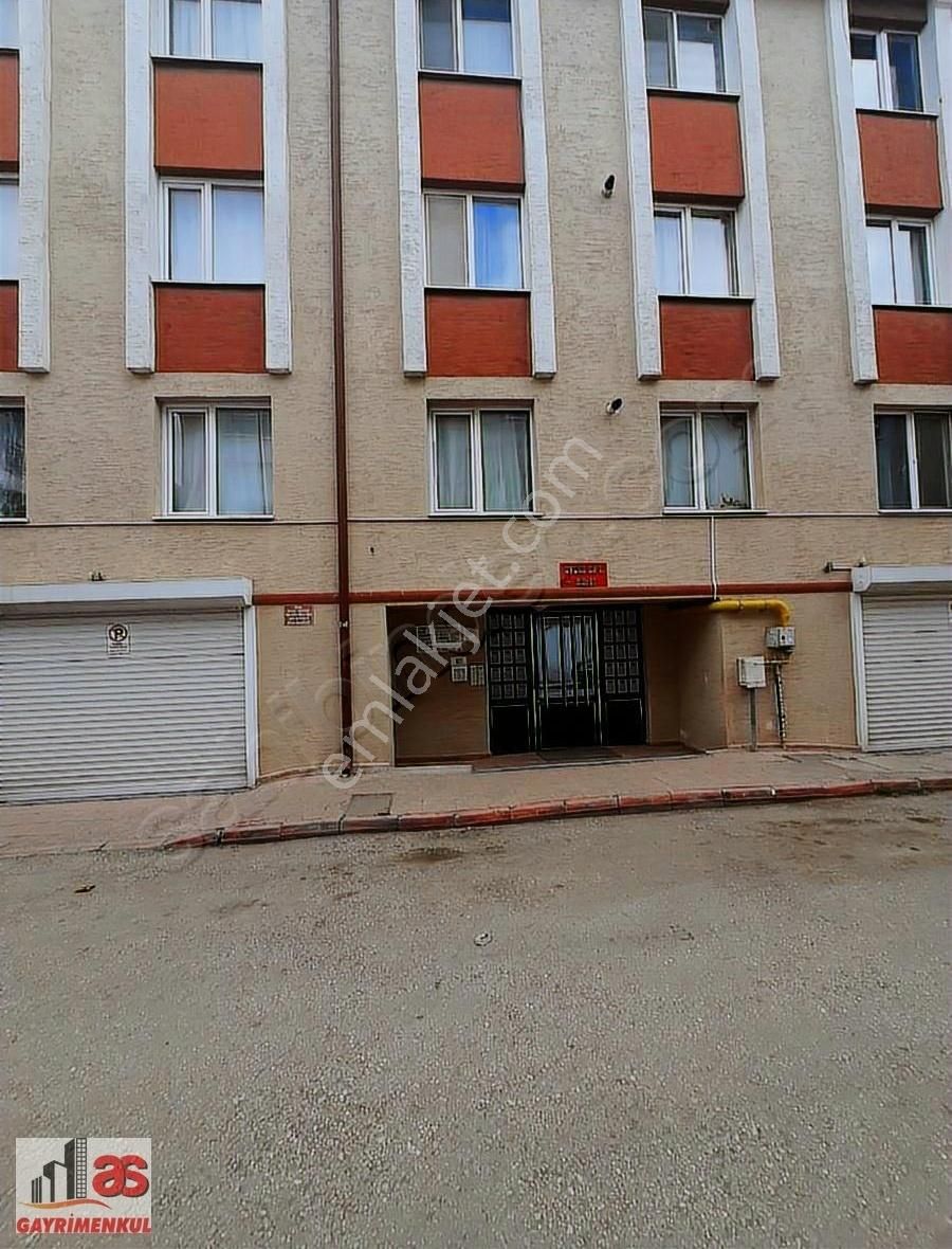As Emlak'tan Sütlüce Mh.de 3/1.katı Kombili Kiralık 1+1
