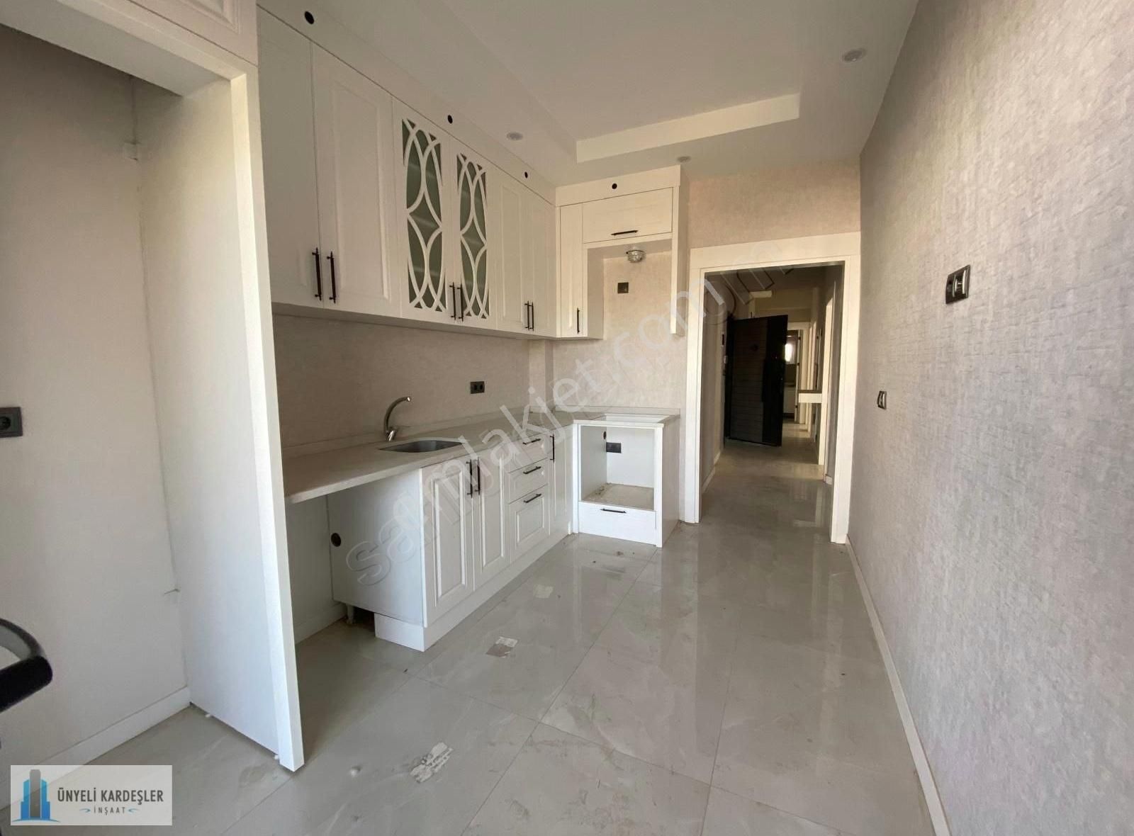 Çakmak Mahallesi Doga Manzaralı 120m2/2+1/sıfır Daire