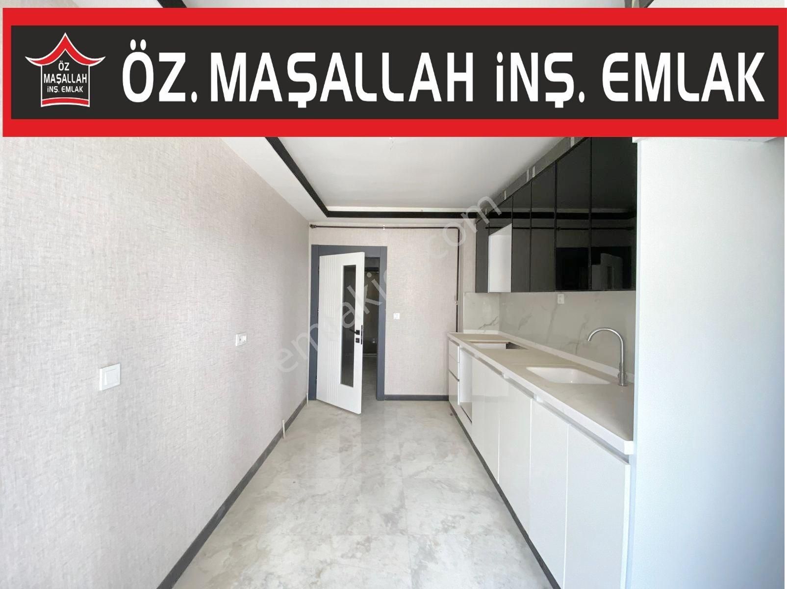 Karakayada Acil Satılık Geniş Sıfır 2+1 Daire,,,