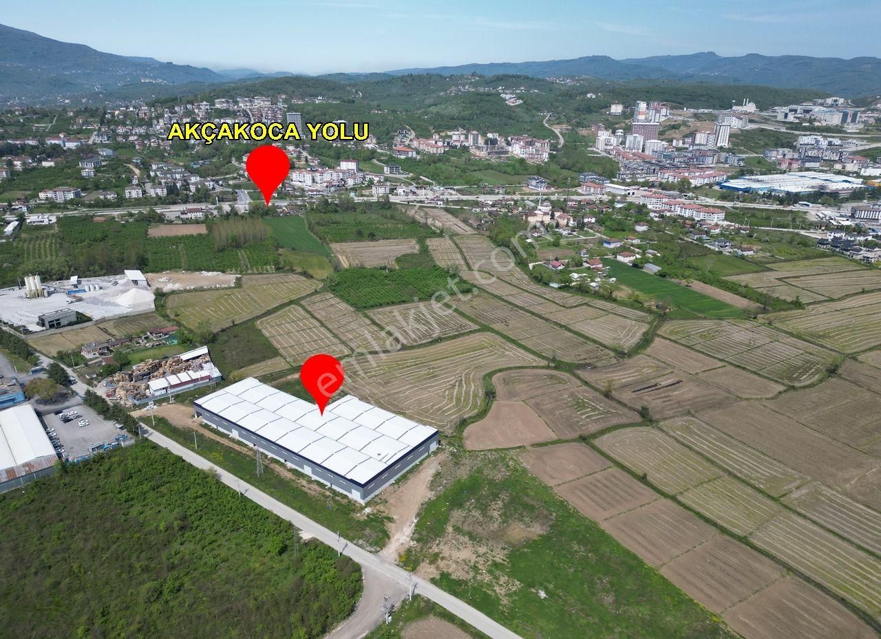 Akçakoca Yoluna Çok Yakın 11.086 M2 Arsa İçerisinde 5500 M2 Kiralık Fabrika