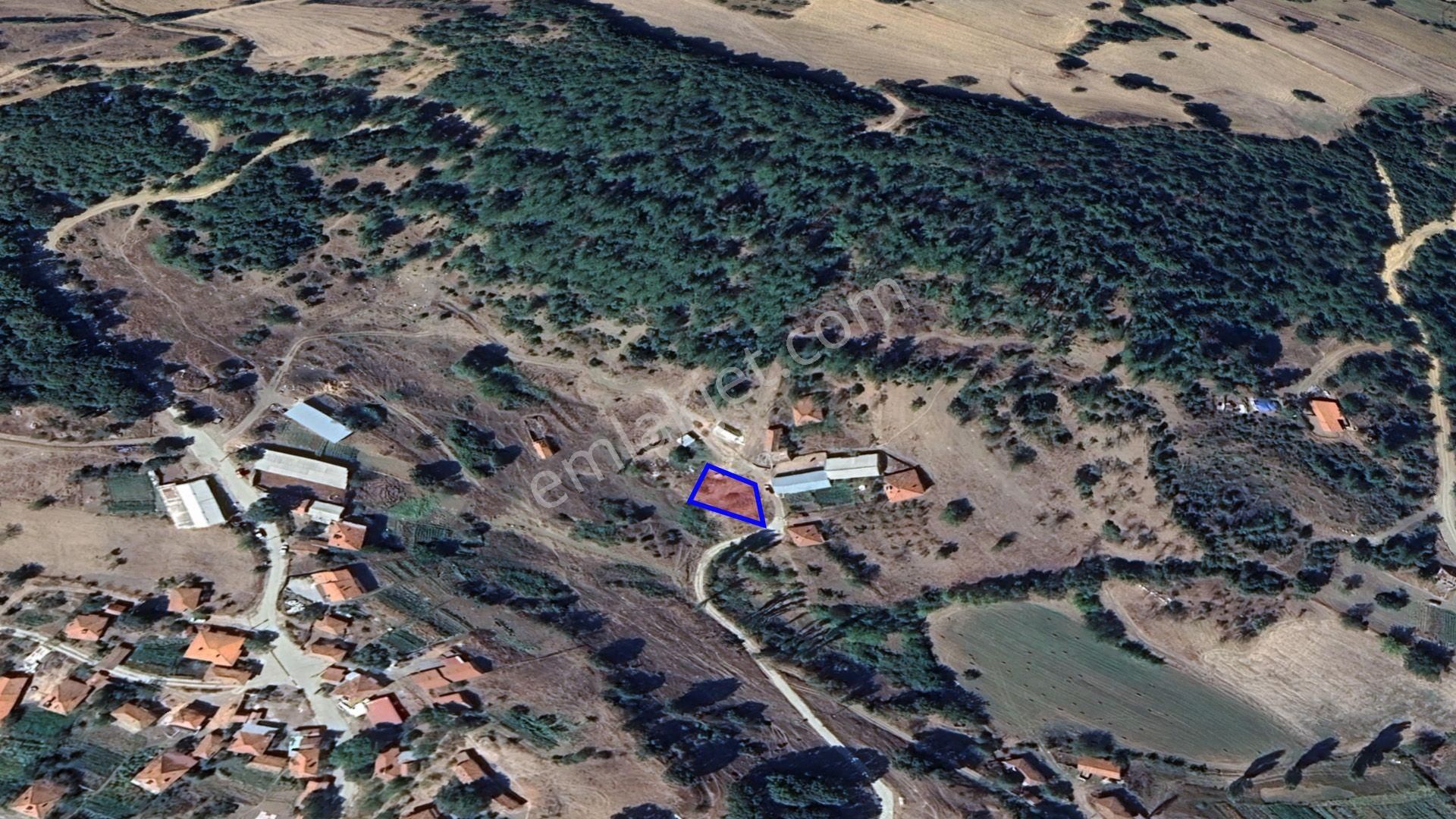 Re/max İnci'den Kepsut Gökköy Mah 320 M2 Satılık Arsa