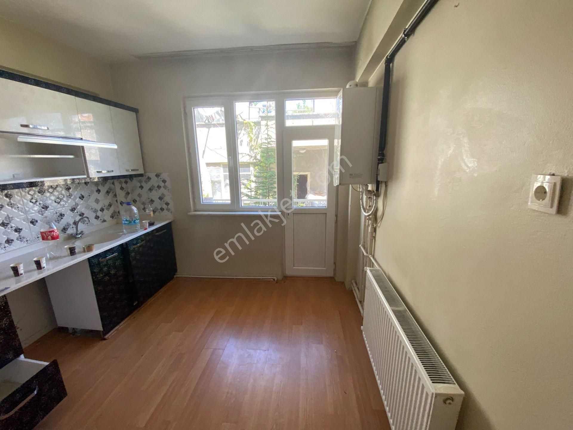 Feza-esenyurt Mah. Merkezi Konumda 3+1 Kiralık Daire