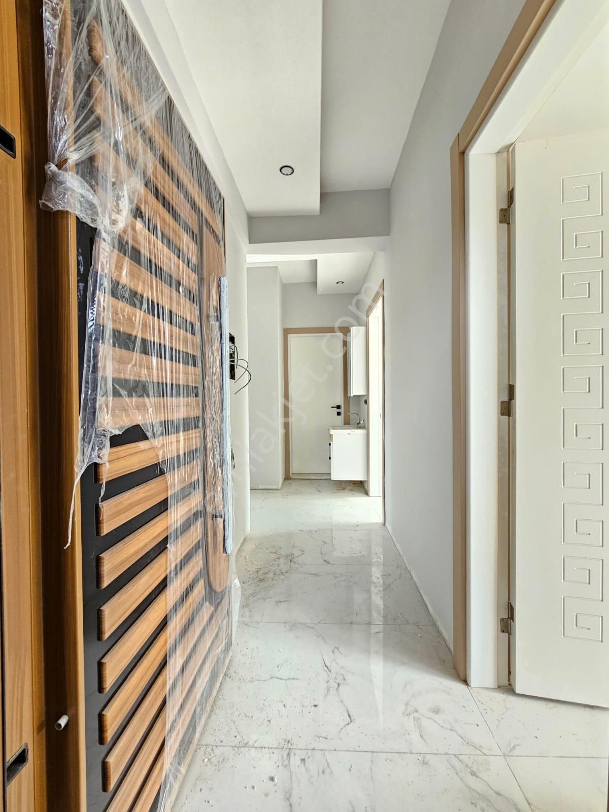 Denizli Şemikler De 150 M2 3+1 Ara Kat Ebeveyn Banyolu Satılık Daireler