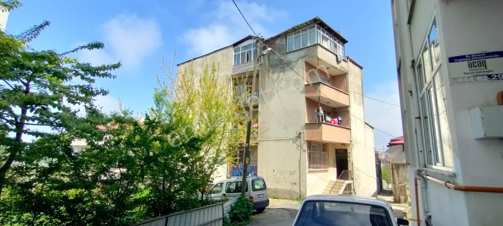 1 Nolu Erdoğdu Mahallesinde Satılık Bahçeli Komple Bina