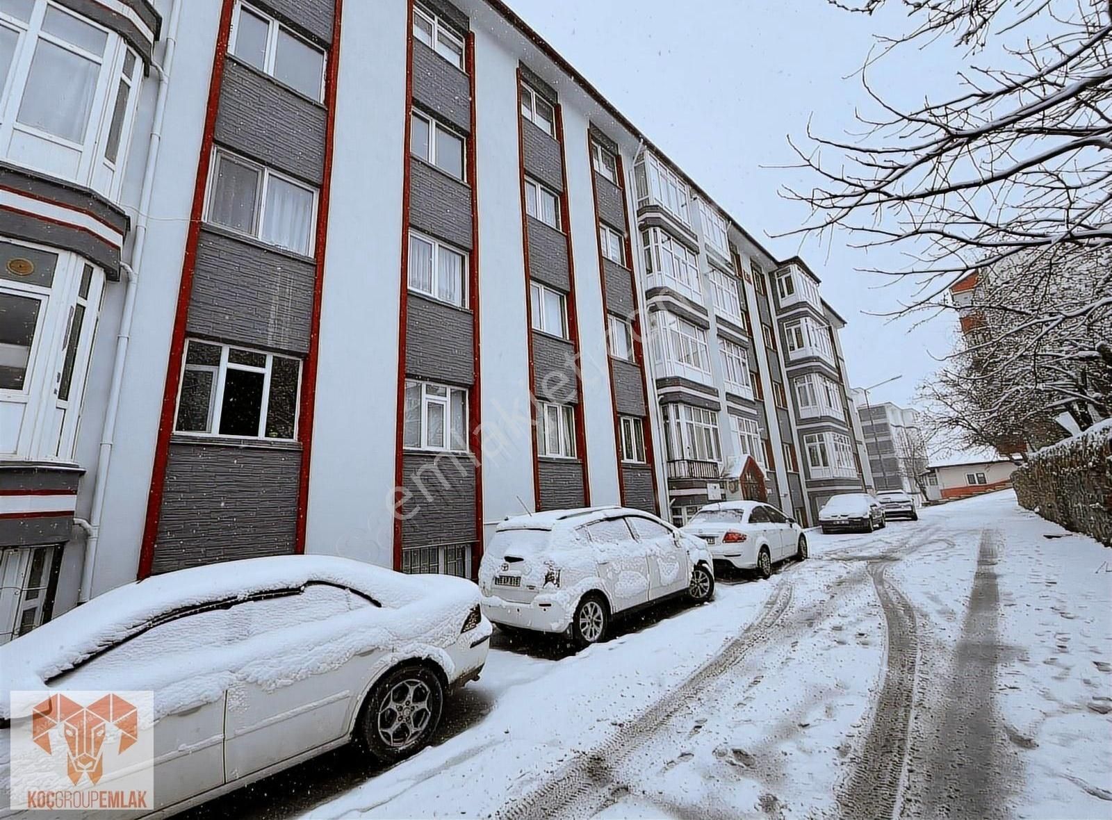 =^= Koç Group =^=şehir Merkezinde 3+1 Kullanışlı Geniş Daire