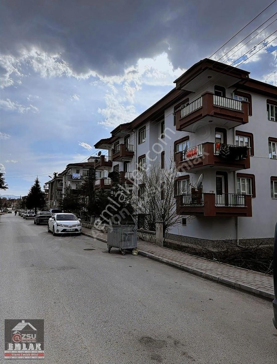 Özsu Emlaktan Eşrefpaşada 3+1 Satılık Daire