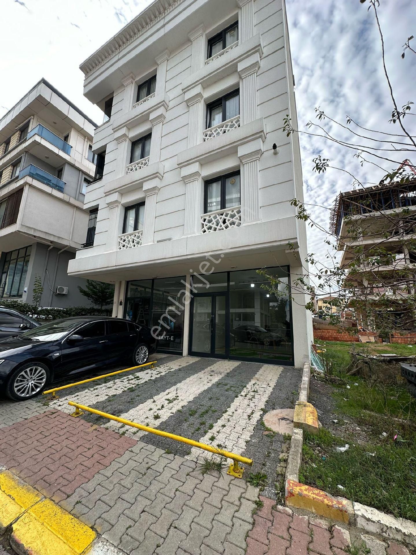 Sultanbeyli Devlet Hastanesi Yanıbaşında Satılık Dükkan