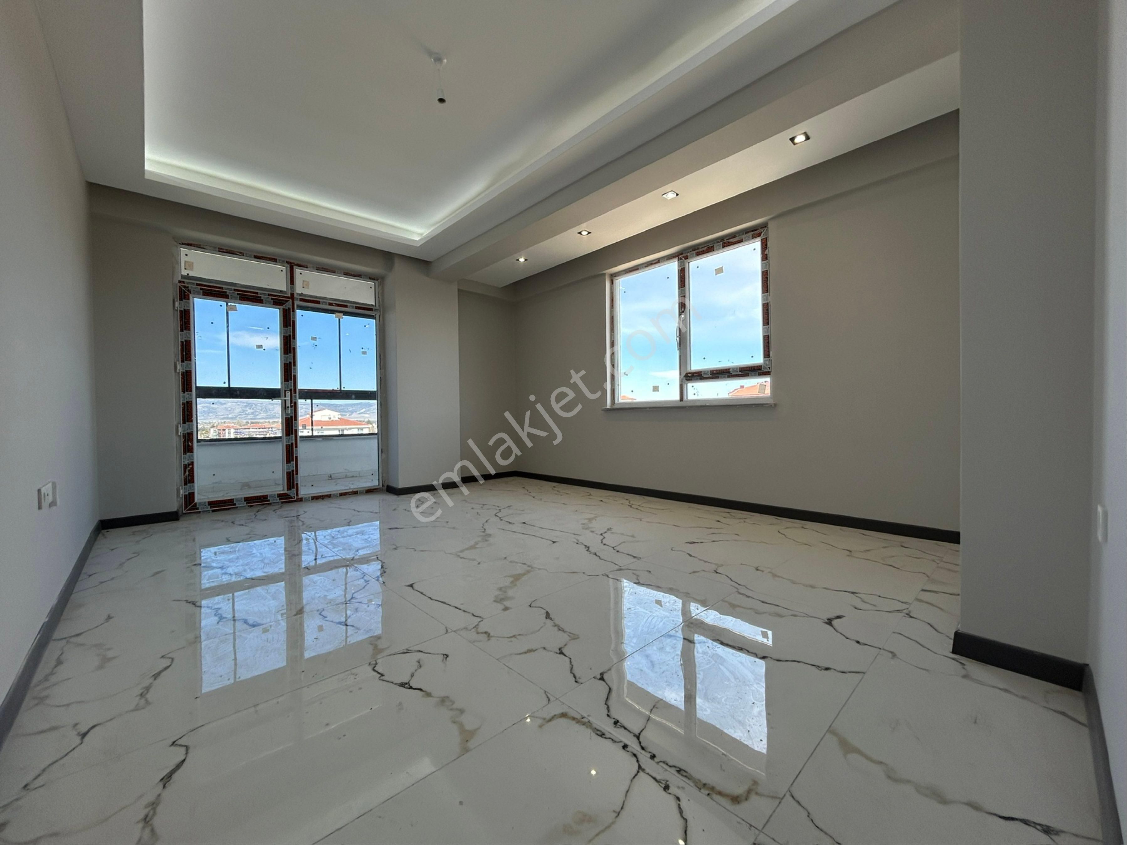 71evler Mah. Candanel Caddesi Üzeri 3+1 150m2 Daire