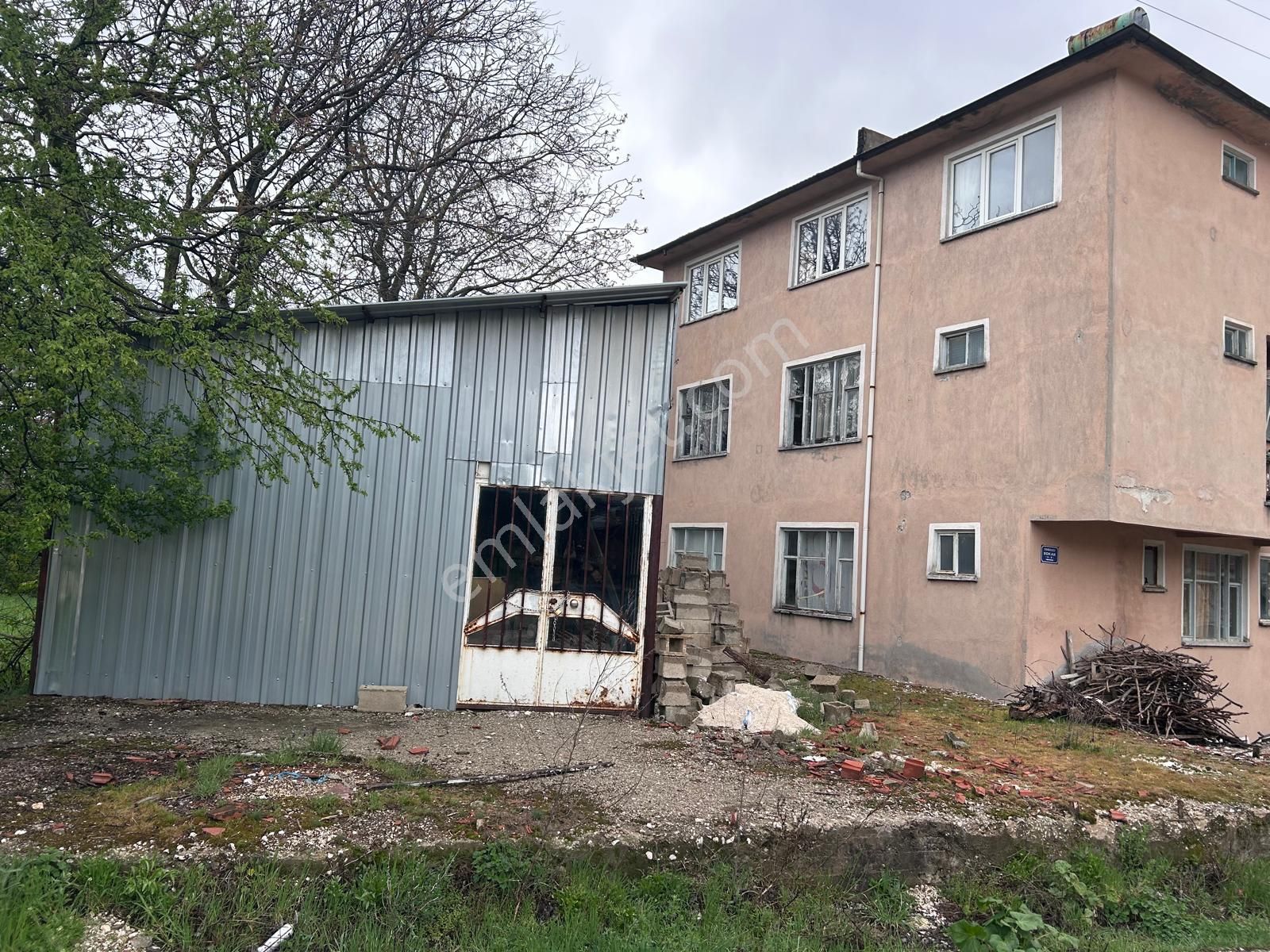 Asya Evim Emlaktan Ağlasun Bala Mah. De 4 Katlı Satılık Bina - Görsel 8