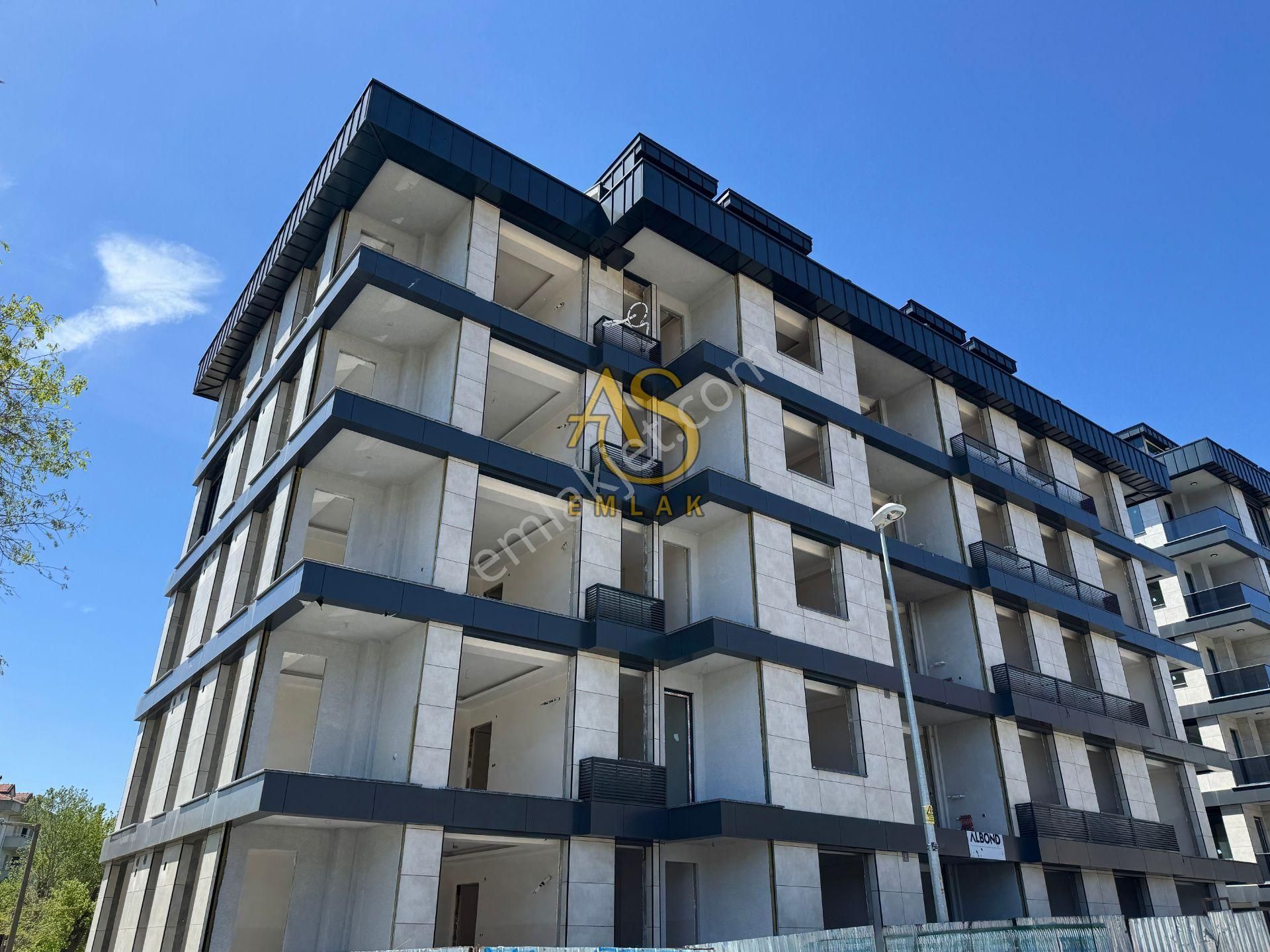 As Emlak’tan 3+2 Altunizade Ay Konaklarında Sıfır Lüx 210m2 Dublex