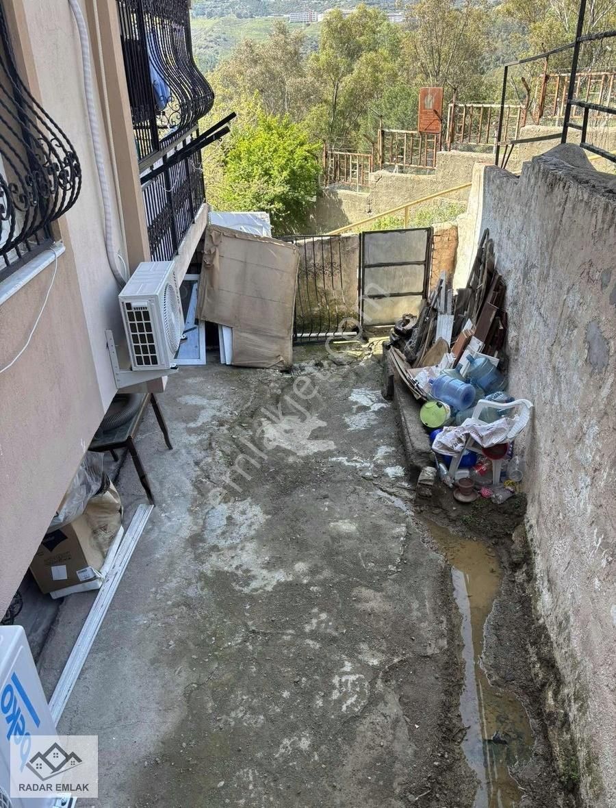 Karabağlar Şehitler Mahallesinde 2+1 Doğalgazlı Satılık Daire