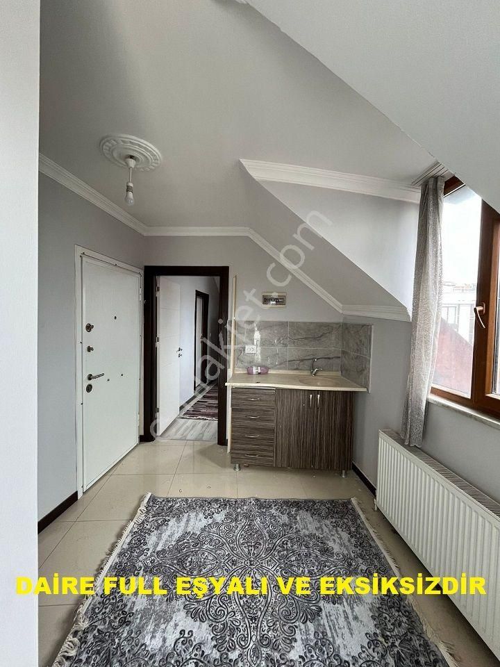 Gürpınar Merkezde Ful Eşyalı Manzaralı Teraslı Kiralık 1+1 Daire