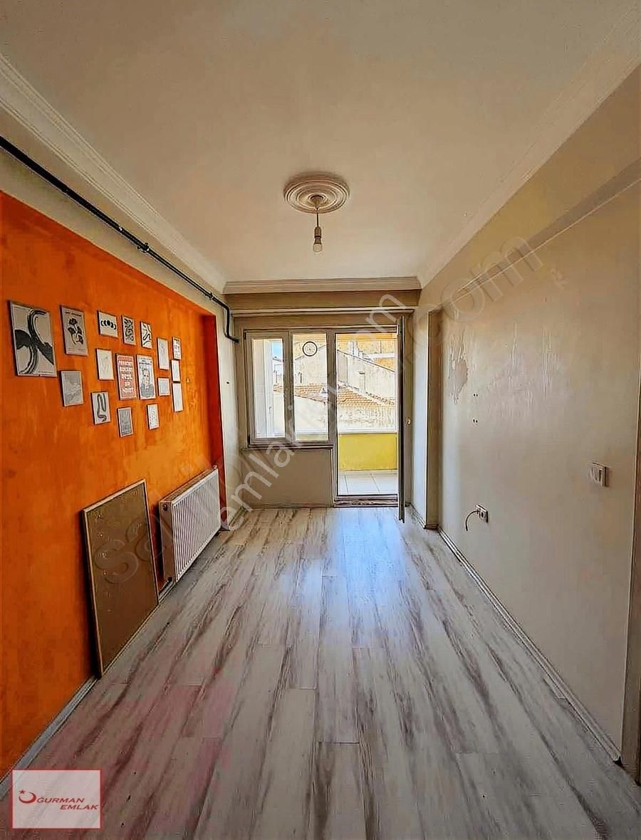 Uğurman Emlak'tan Şehir Merkezinde Kiralık 1+1 Daire