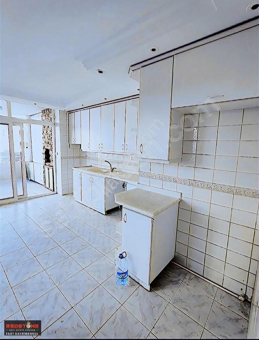Redstone Fast Mükemmel Konum 4+1 Kiralık Daire Fırsatı