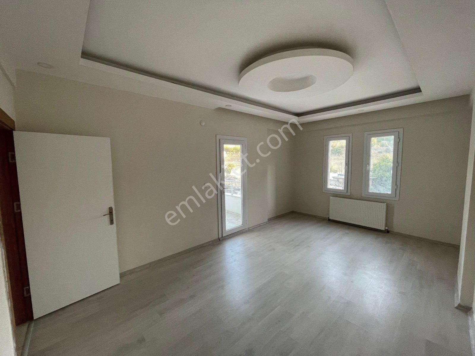 Çam Emlak`tan Satılık Modern Donalımlı 3+1 Daire`miz 170 M2 !!!