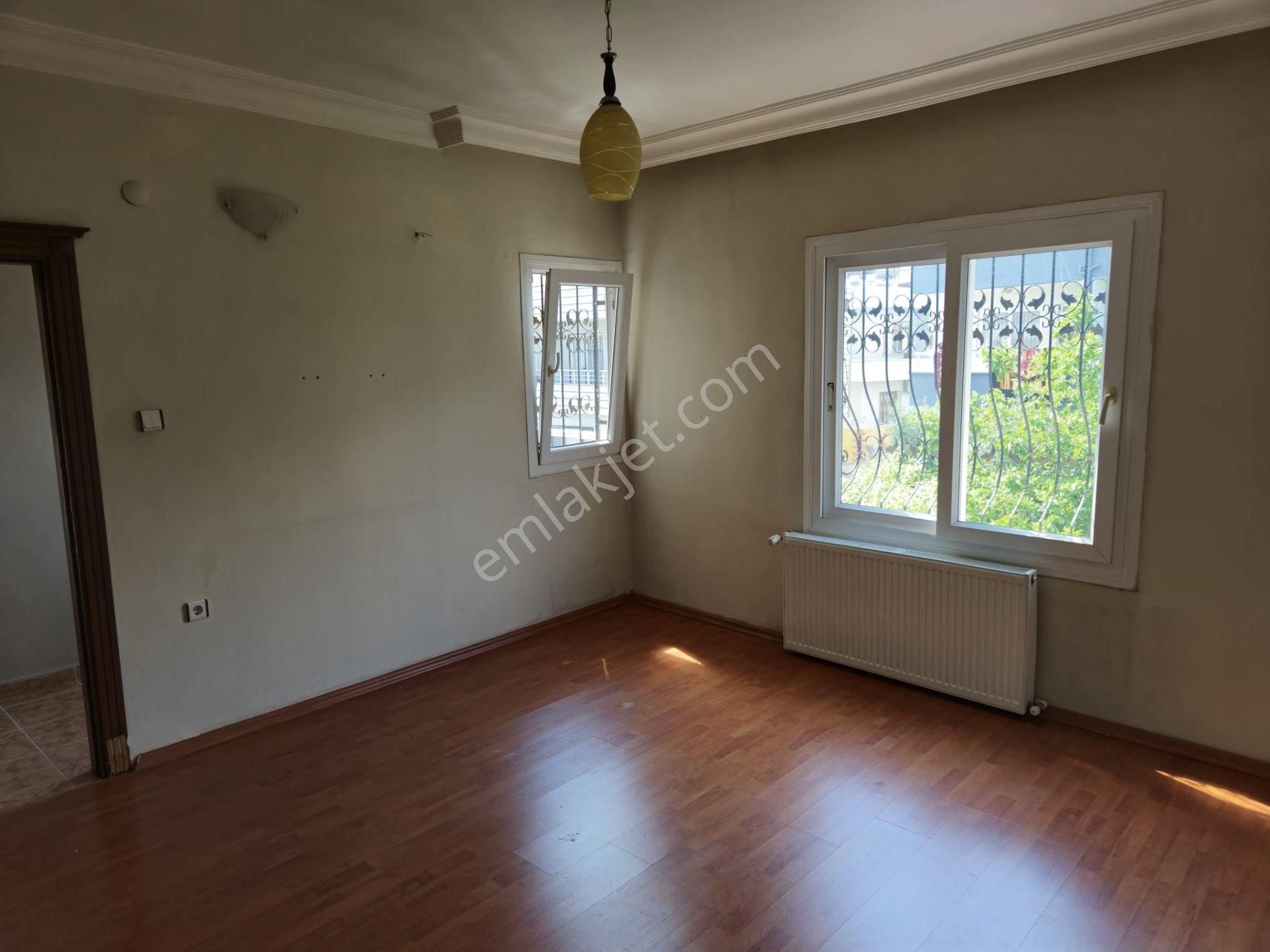 Mersin Toroslar Osmanye Mh 3+1 Daire
