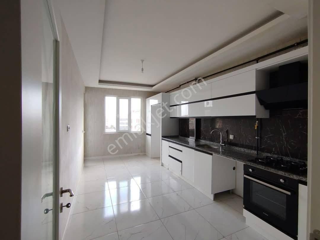 Selahattin Eyyubi Mete Konakları Civarı Sıfır 4+1 Site İçi Asansörlü Lüks Daire